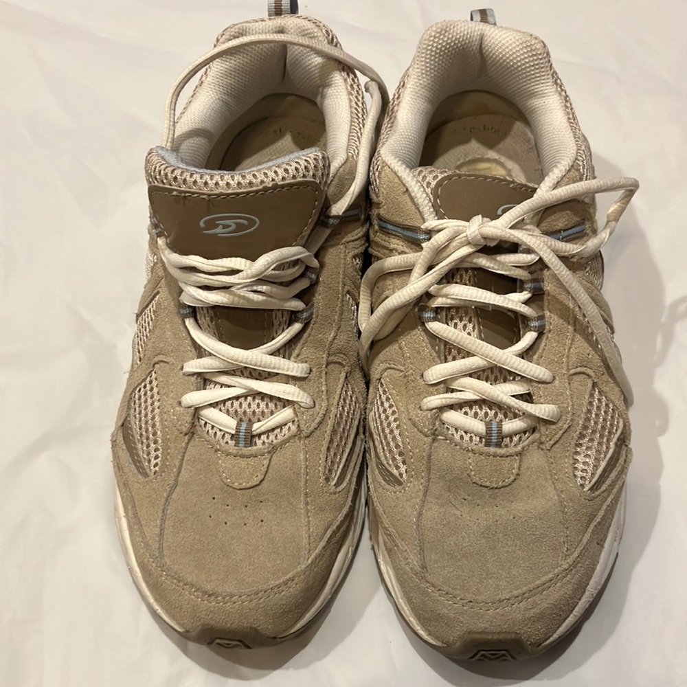 EUC Sz 9W Dr Scholls “Aster” suede sneakers - Picture 2 of 8
